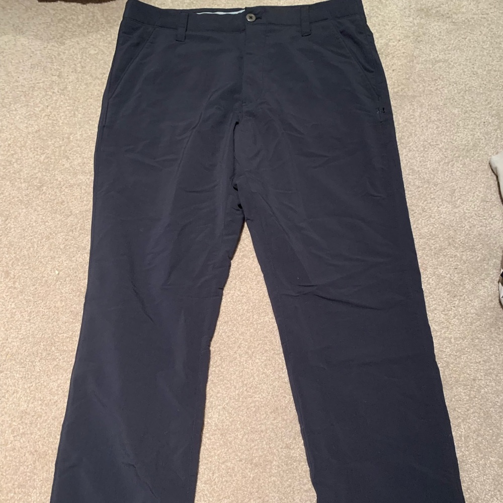 Black underarmour pants